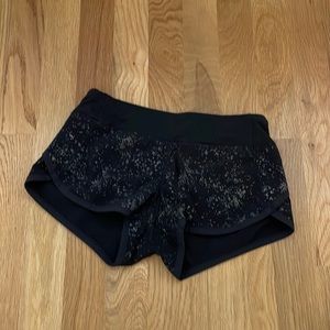 Ivivva by lululemon shorts black and white